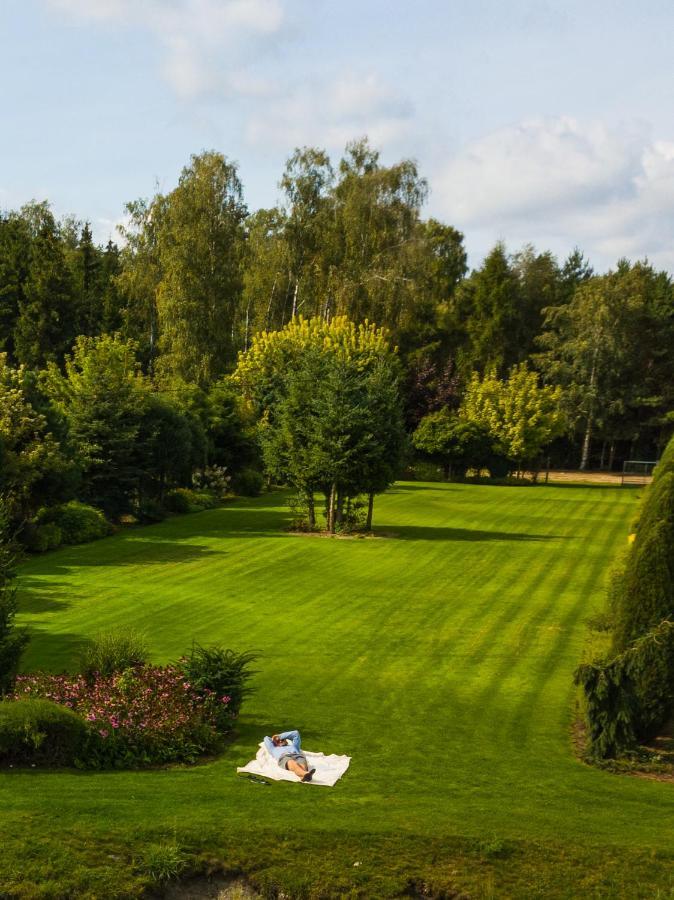 Szumi Las Events & Apartments Regimin Экстерьер фото