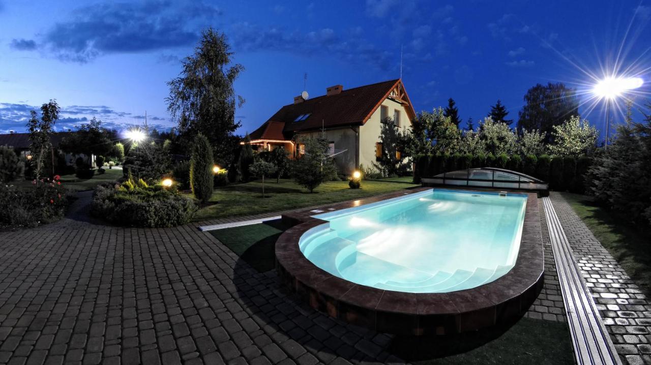 Szumi Las Events & Apartments Regimin Экстерьер фото