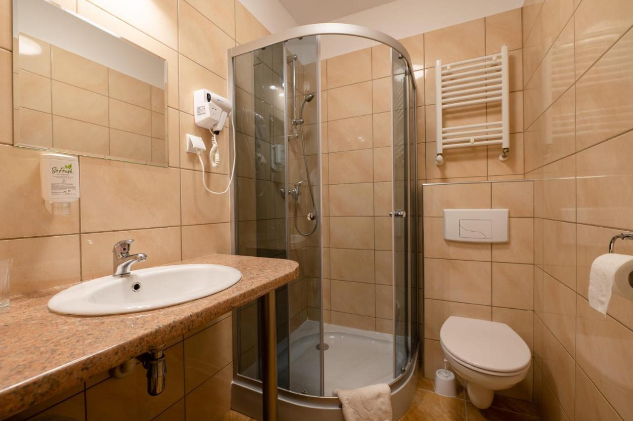 Szumi Las Events & Apartments Regimin Экстерьер фото