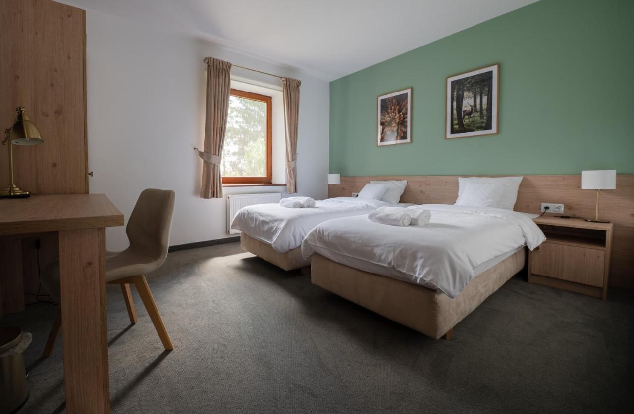 Szumi Las Events & Apartments Regimin Экстерьер фото